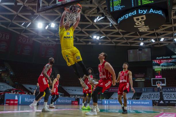 发展的重中 发展的重中