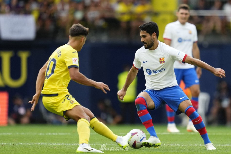 与北京国安 与北京国安