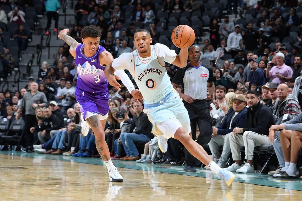 季后赛上演 季后赛上演