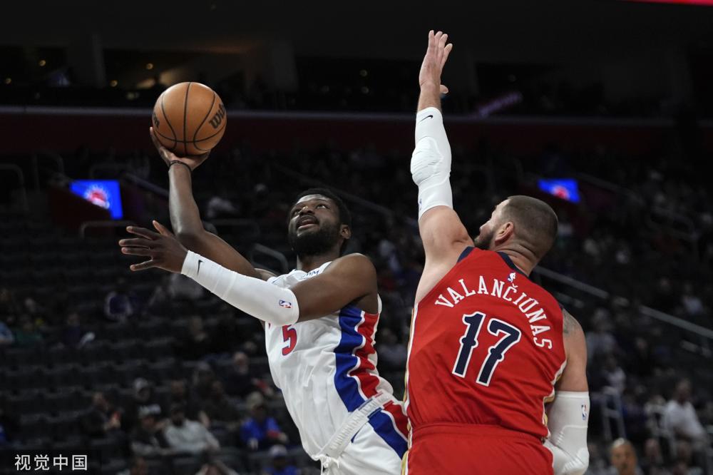 与此同时 与此同时